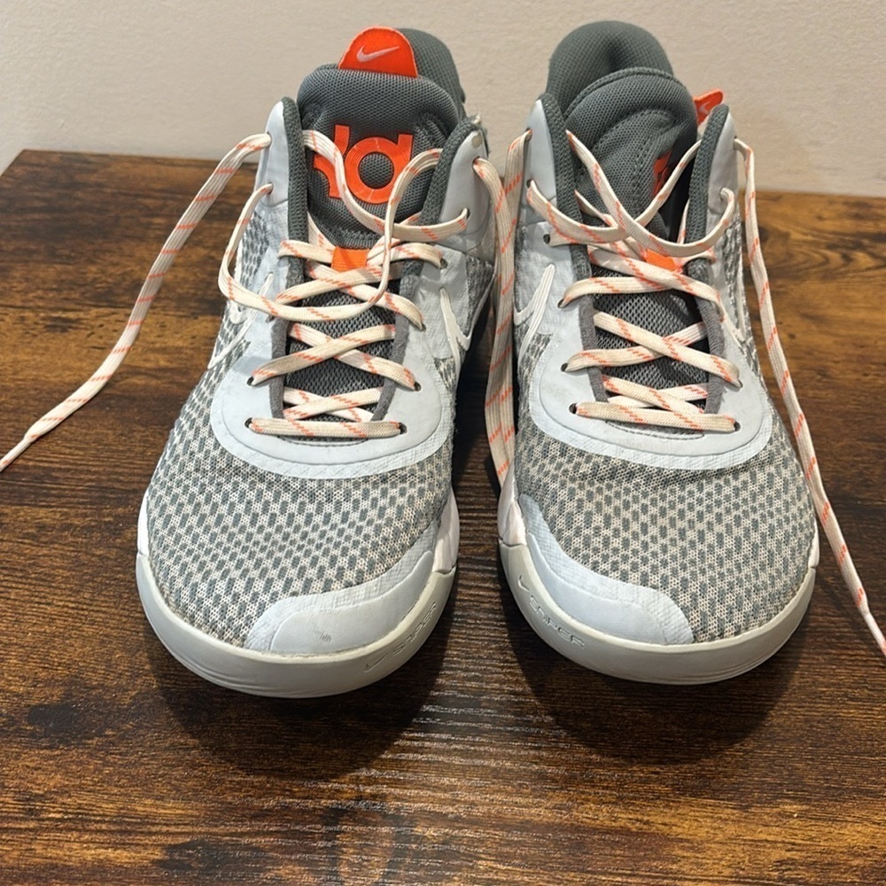 Nike Kd Trey 5 Ix Pure Platinum Gray And White Sneakers Size 8.5 Men Flawed View 2